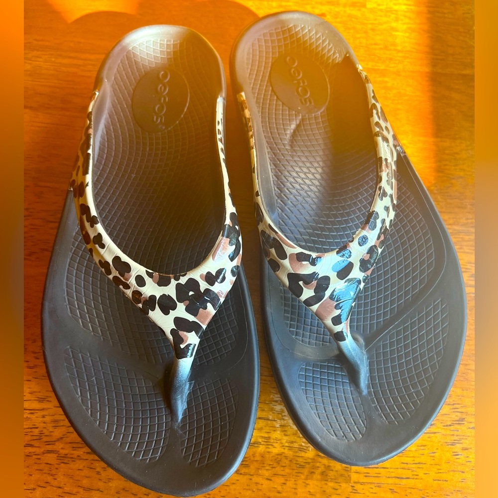 OOLALA Limited Cheetah Sandal